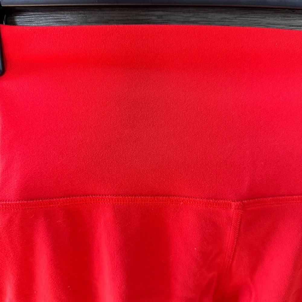 CRZ Yoga Red Leggings for Pilates - Picture 2 of 3